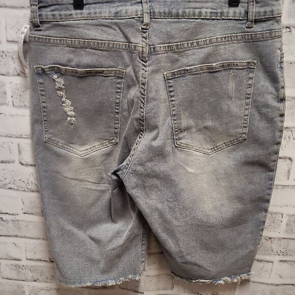 Distressed Blue and Red Jean Shorts with Americana Flair - Picture 3 of 3